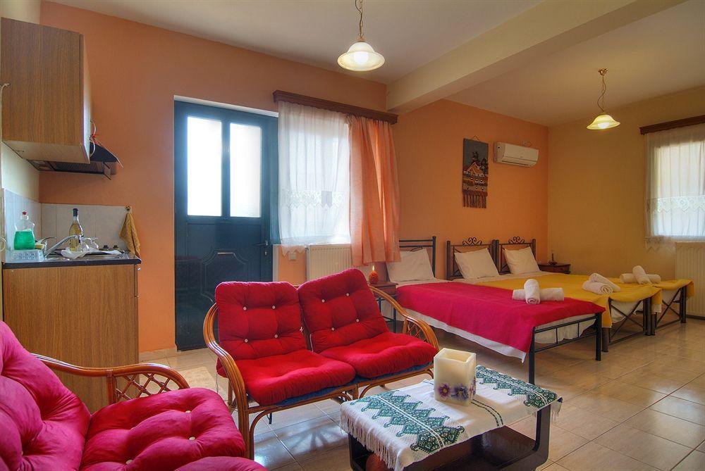 Kelari Studios Амфіса Номер фото